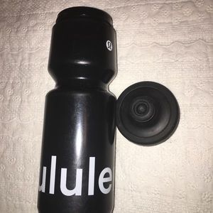 LULULEMON WATER BOTTLE